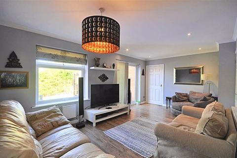 40 Deer Avenue, Worcester, WR5 3TS