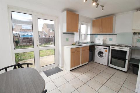 10 Harkness Close, Bletchley, Milton Keynes, MK2 3NB