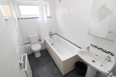 10 Harkness Close, Bletchley, Milton Keynes, MK2 3NB