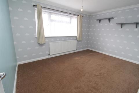 10 Harkness Close, Bletchley, Milton Keynes, MK2 3NB