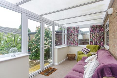 54 Beaconsfield, Withernsea, HU19 2EP