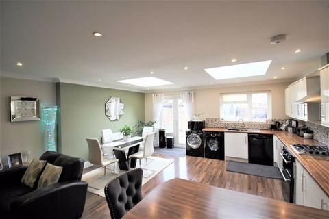 23 Bedford Road, Weston-super-mare, BS23 4EJ