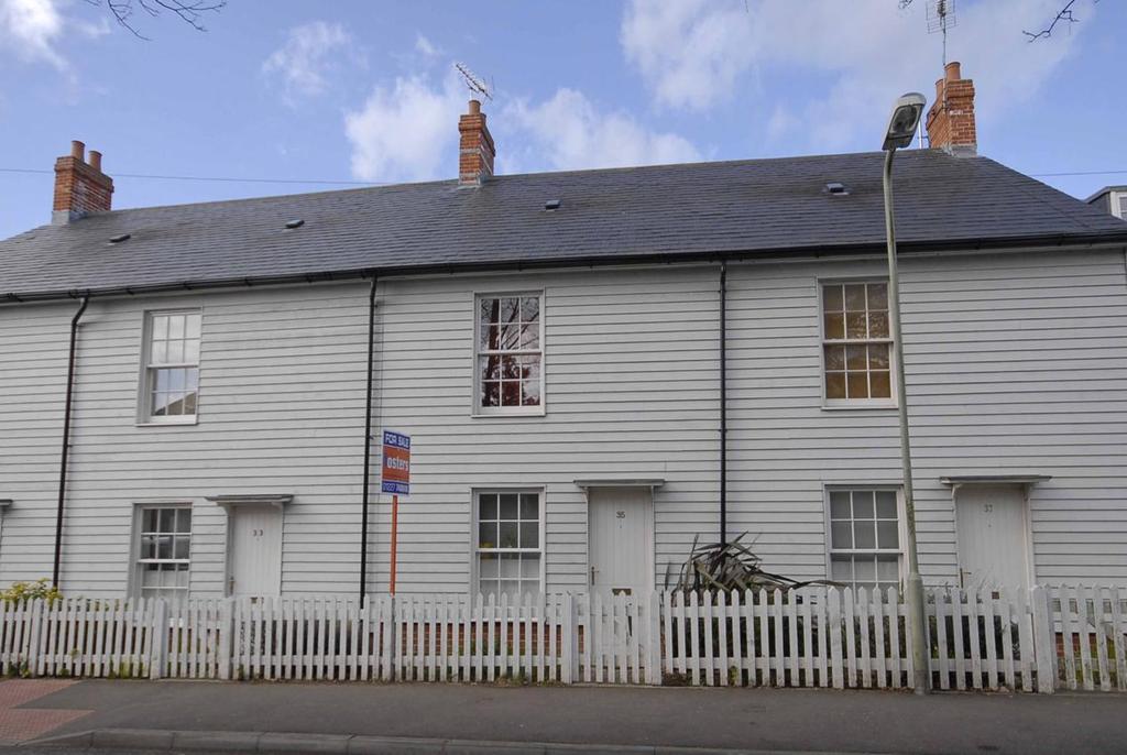 School Lane, Herne Bay 2 bed terraced house £950 pcm (£219 pw)