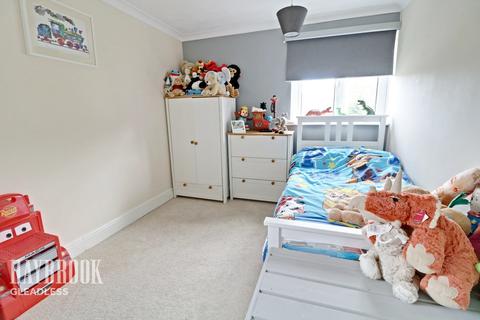 9 Overend Way, Sheffield, S14 1JF