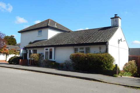 52 Burnards Field Road, Colyton, EX24 6PF