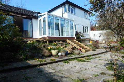 52 Burnards Field Road, Colyton, EX24 6PF