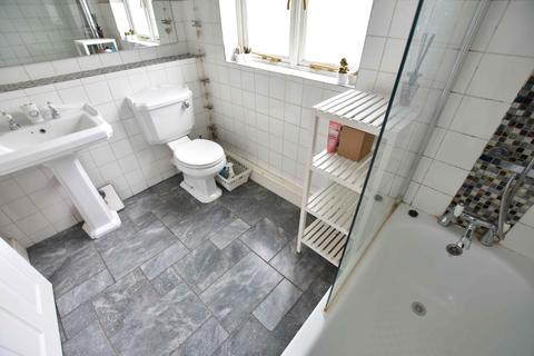 66 Queens Road, Feltham, TW13 5AR