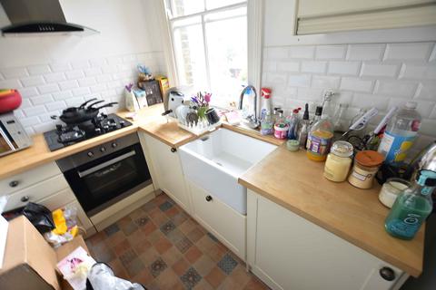 66 Queens Road, Feltham, TW13 5AR