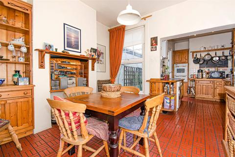 48 Windermere Road, London, N10 2RG
