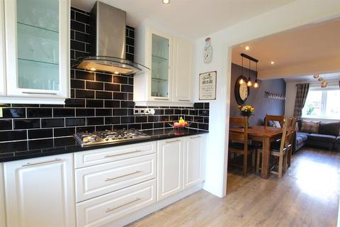 19 Grenada Close, Lower Darwen, Darwen, BB3 0SB
