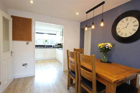 19 Grenada Close, Lower Darwen, Darwen, BB3 0SB
