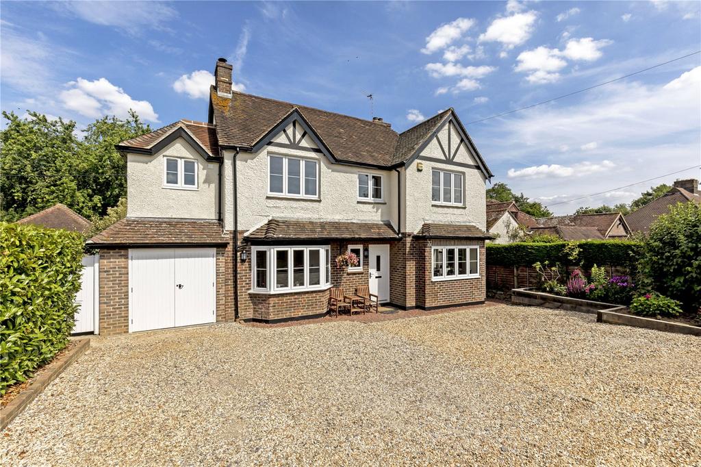 Selham, Petworth, West Sussex, GU28 4 bed detached house - £875,000