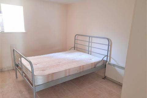 2 bedroom flat to rent, Annexe,  Hounslow, TW5