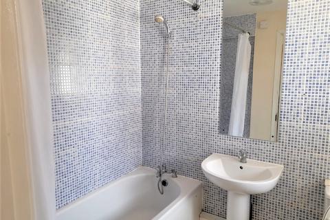 2 bedroom flat to rent, Annexe,  Hounslow, TW5