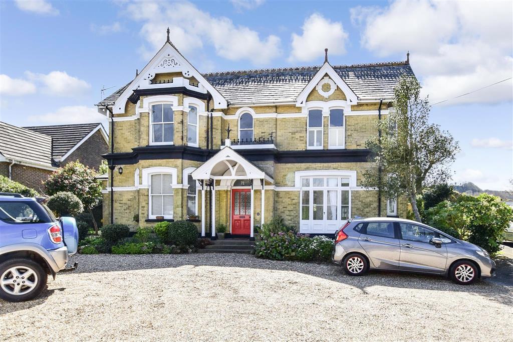 Victoria Avenue, Shanklin, Isle of Wight 2 bed apartment £185,000