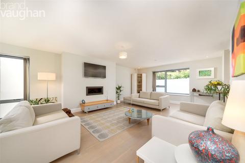 38a Withdean Road, Brighton, BN1 5BL