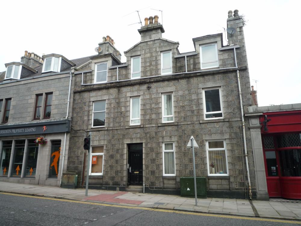Rosemount Place Rosemount Place R, Aberdeen, AB25 1 bed flat - £475 pcm (£110 pw)