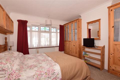 63 Shinglewell Road, Erith, DA8 1NF