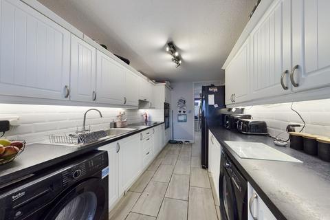 23 Edith Cavell Close, Thetford, IP24 1TJ