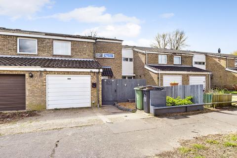 23 Edith Cavell Close, Thetford, IP24 1TJ