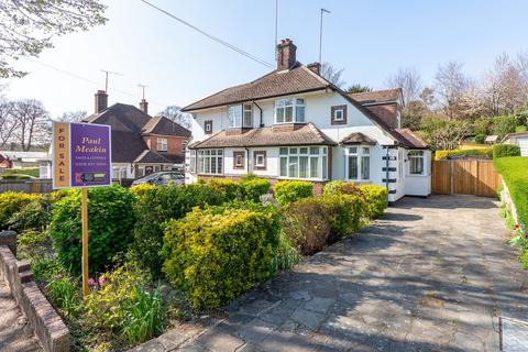 7 Farm Fields, South Croydon, CR2 0HQ