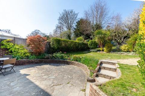 7 Farm Fields, South Croydon, CR2 0HQ