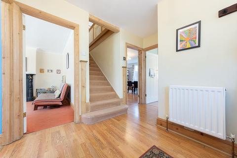 7 Farm Fields, South Croydon, CR2 0HQ