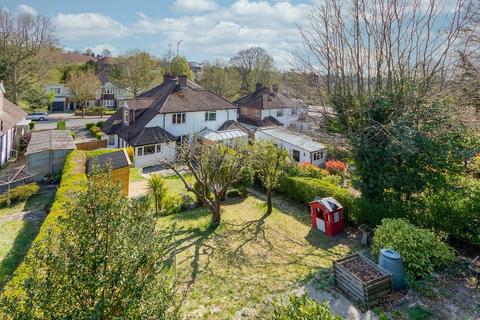 7 Farm Fields, South Croydon, CR2 0HQ