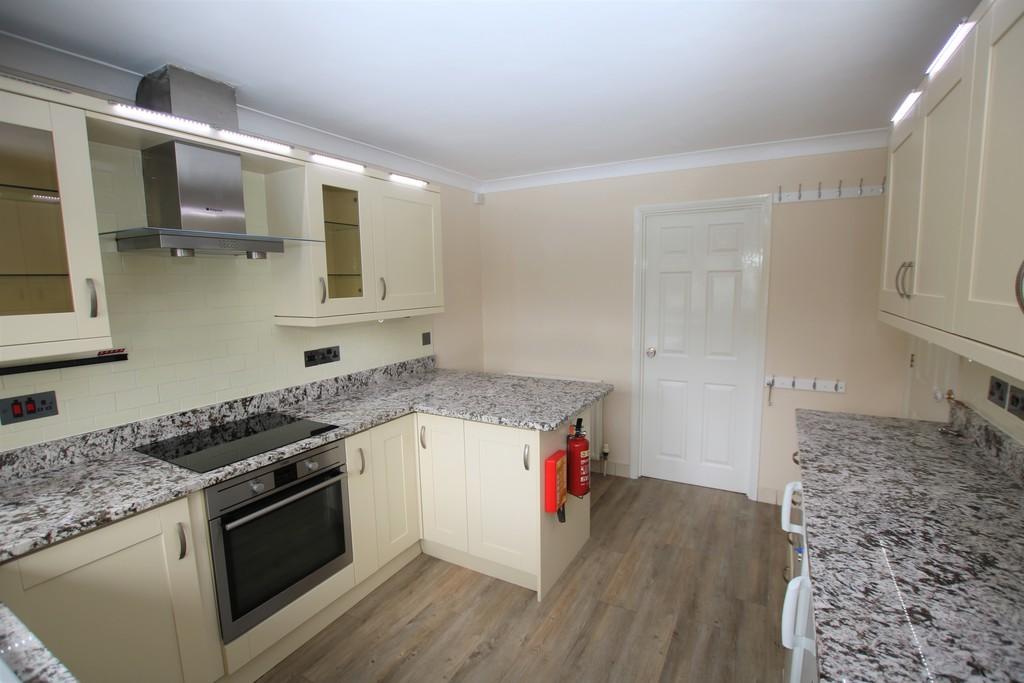 Fulfen Way, Saffron Walden 5 bed detached house £500,000