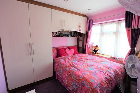 2 Carfax Road, Hayes, UB3 4RB