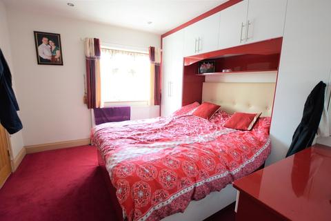 2 Carfax Road, Hayes, UB3 4RB