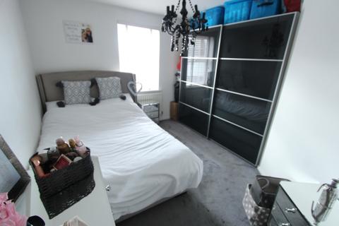 1 Carew Close, Chafford Hundred, Grays, RM16 6RZ