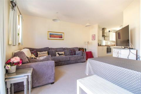 16 Moss Way, Cirencester, GL7 1RS