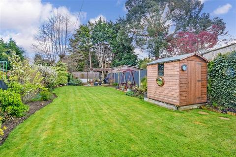 64 Ash Tree Way, Croydon, CR0 7SJ