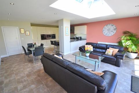 20 Bennets Lane, Wirral, CH47 7AZ
