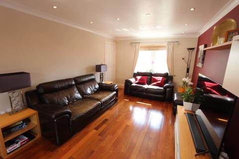 6 Chichester Close, Chafford Hundred, Grays, RM16 6DJ