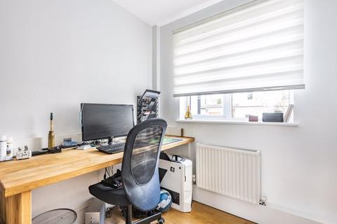 60 Harrow Road, Carshalton, SM5 3QQ