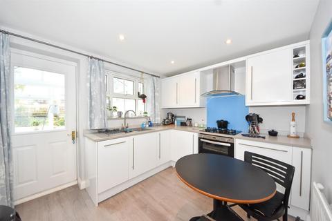 17 Charter Approach, Warwick, CV34 6AE