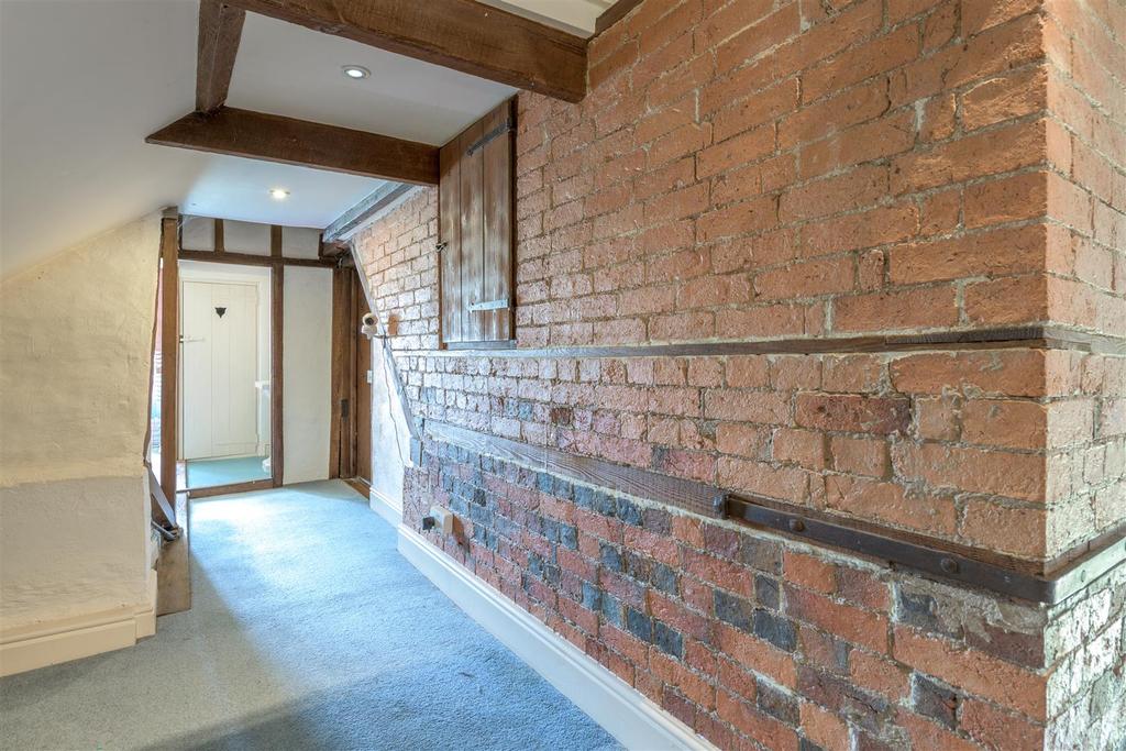 2 nd floor landing