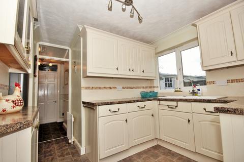 13 Heycroft Drive, Cressing, Braintree, CM77 8JN