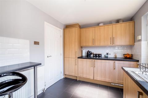 7 Trinity Grove, Brighouse, HD6 4BG