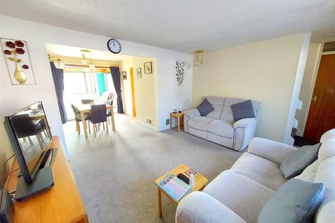 18 Bilberry Close, Stourport-on-severn, DY13 8TL