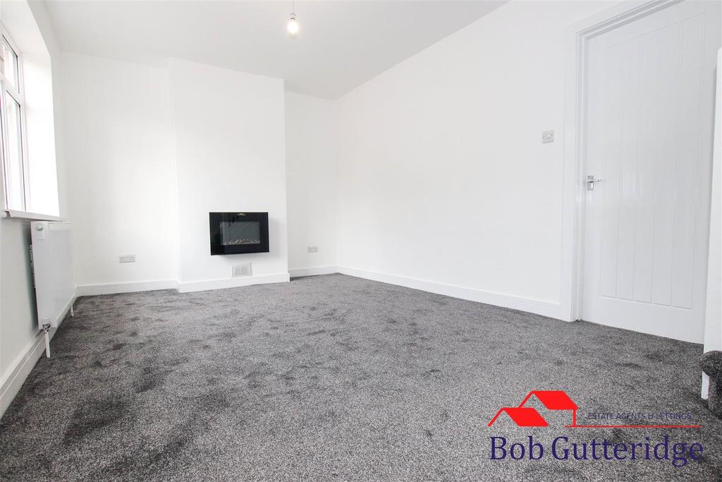 Hillport Avenue, Porthill, Newcastle 3 bed semidetached house £154,995