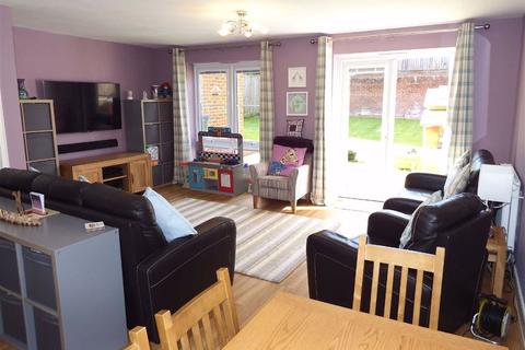 9 Spencer Way, Stevenage, SG2 8GD