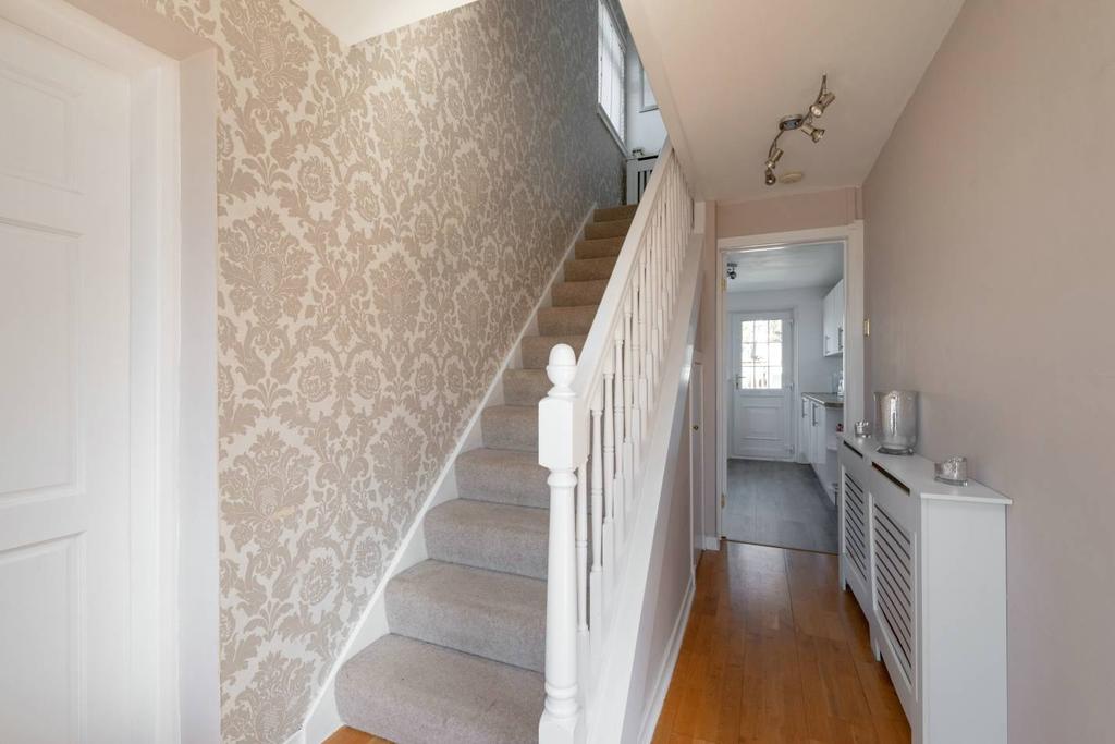 86 Kippielaw Road, Dalkeith, EH22 4HY 3 bed semidetached house £200,000