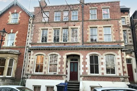 2 bedroom flat to rent, Flat 4, 5 Regent Square, Doncaster DN1