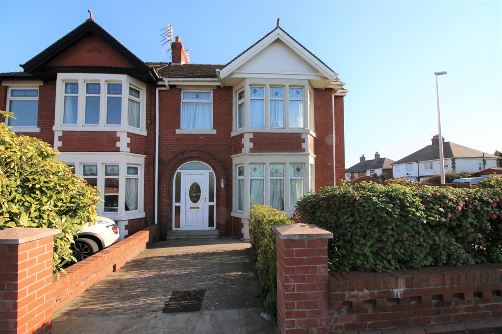 Warbreck Hill Road, Blackpool, FY2 4 bed semidetached house for sale