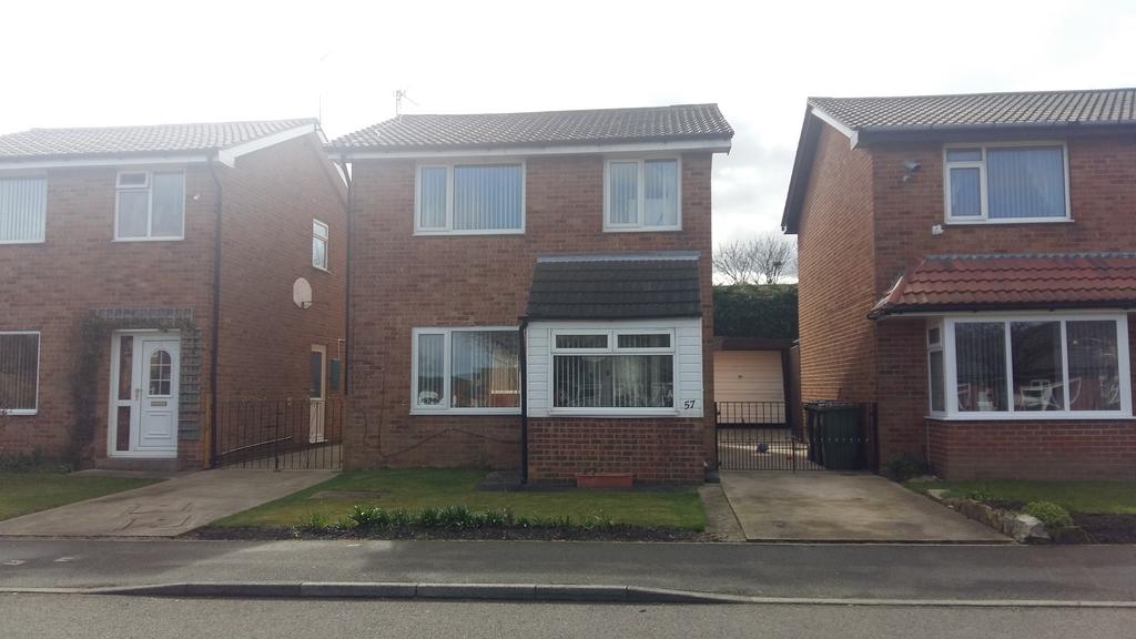 Woodside, Redcar TS10 3 bed detached house £650 pcm (£150 pw)