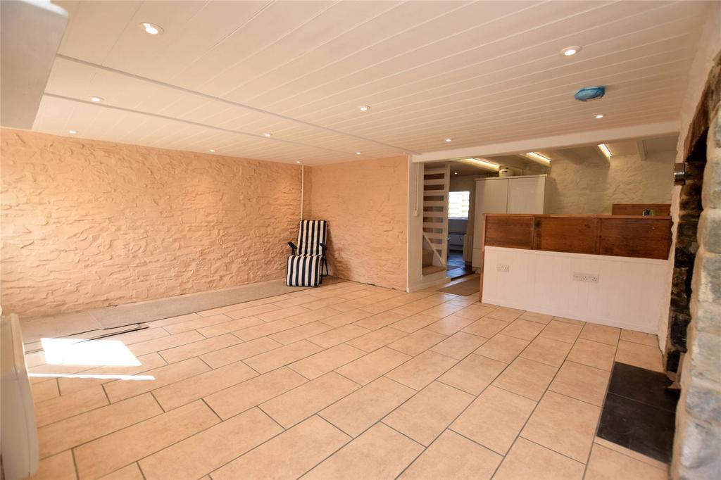 Open Plan Alt