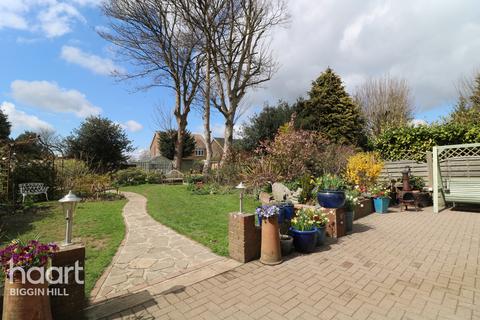 63 Allenby Road, Biggin Hill, Westerham, TN16 3LG